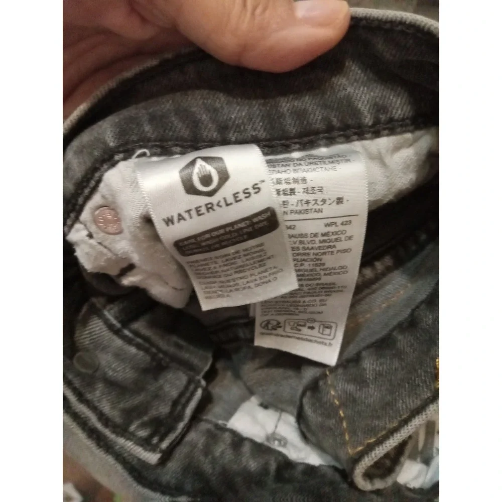 Levis 511 Slim Fit Jeans Mens 30x30 Charcoal Gray Water Less Denim Boho Capsulew